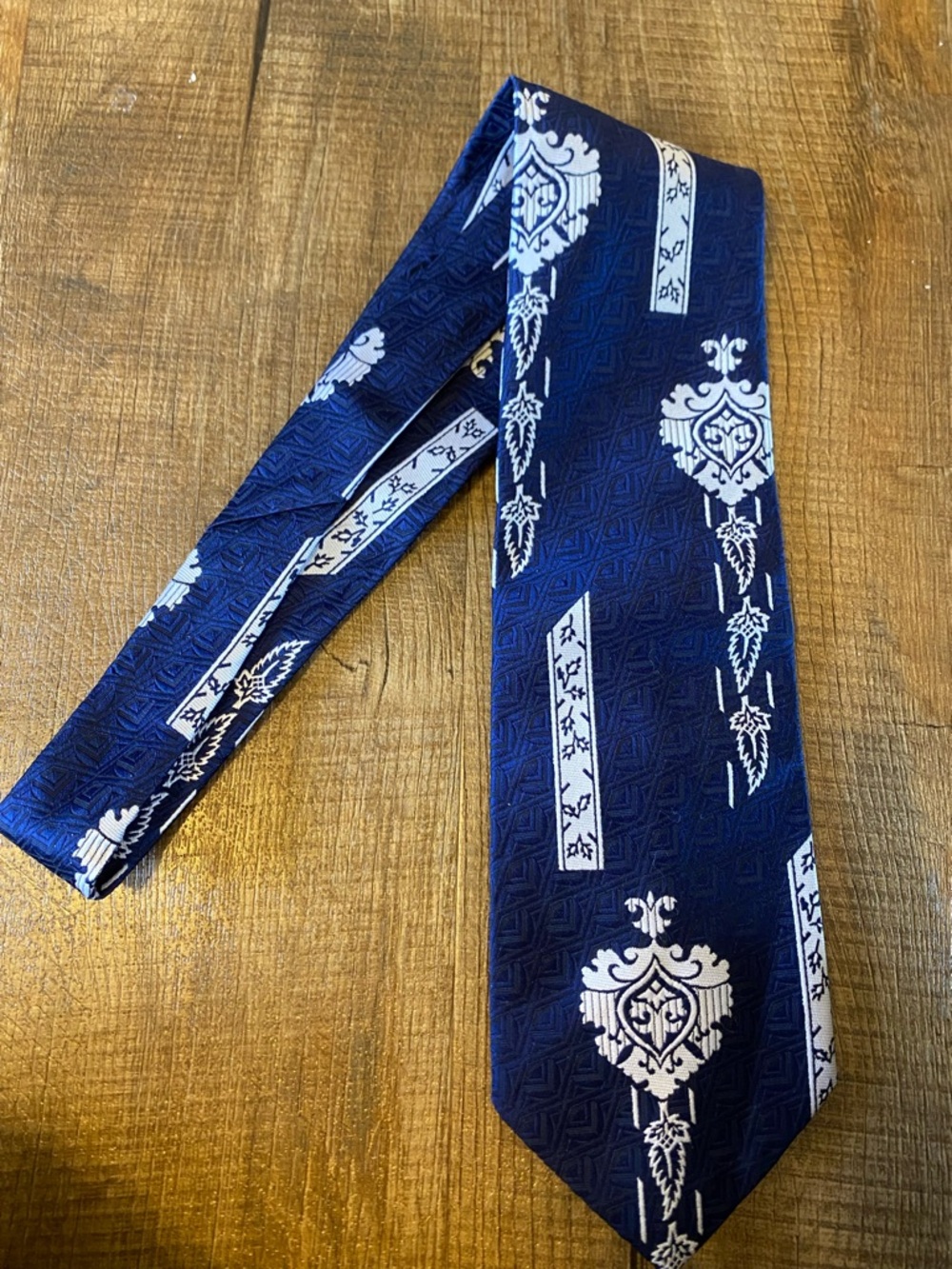 Vintage Navy Blue Patterned Men’s Tie - Classic Formal Accessory